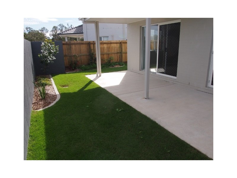 17/15 SILVEREYE DRIVE, Griffin QLD 4503