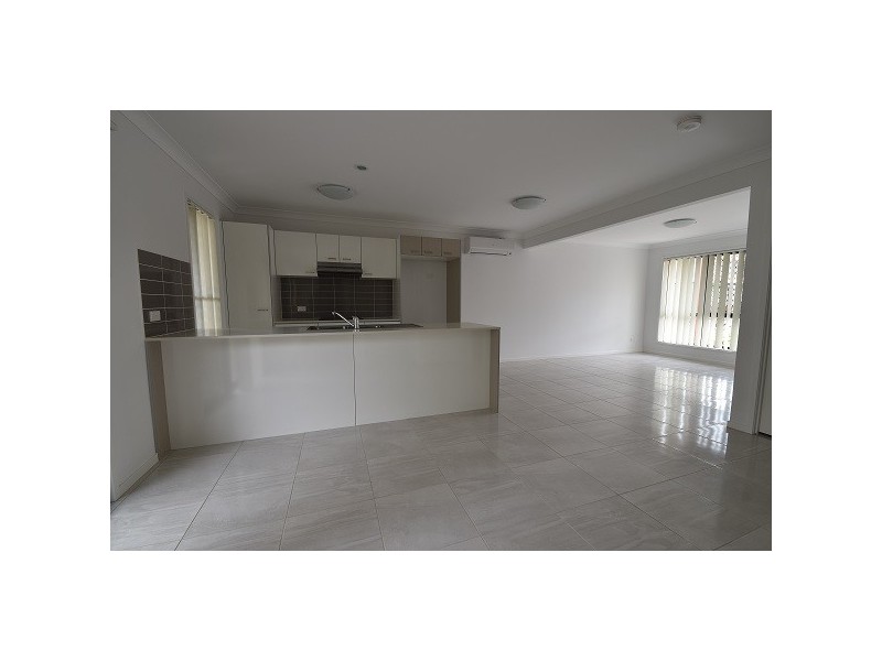 139 Woogaroo Street, Forest Lake QLD 4078