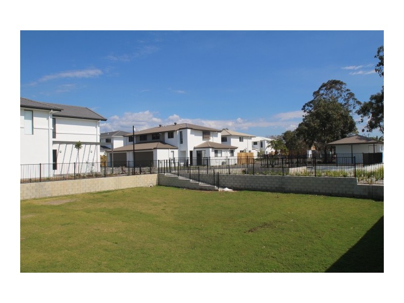42 grahams rd, Strathpine QLD 4500