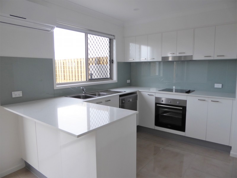 42 grahams rd, Strathpine QLD 4500