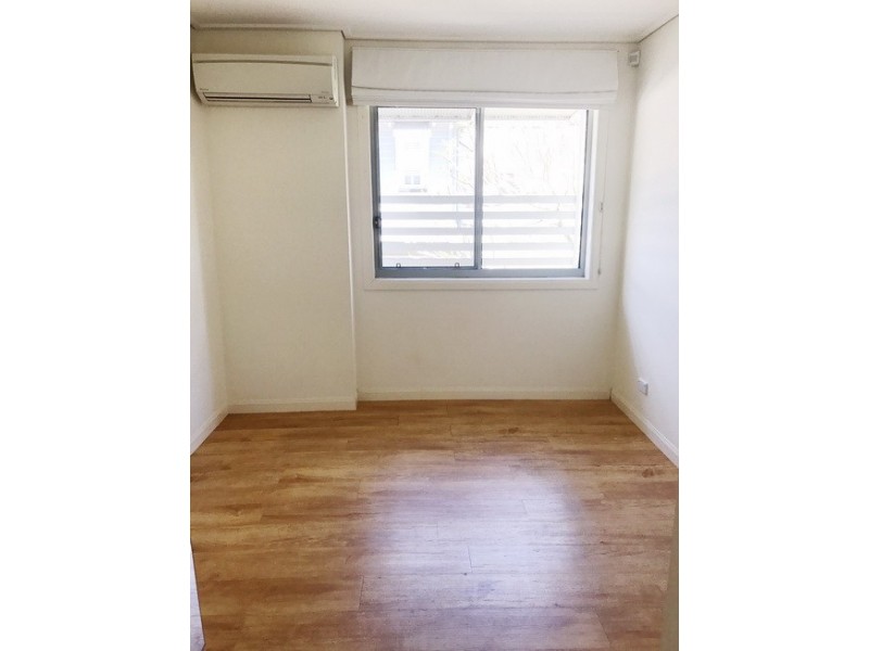 3/3 prospect tce, St Lucia QLD 4067