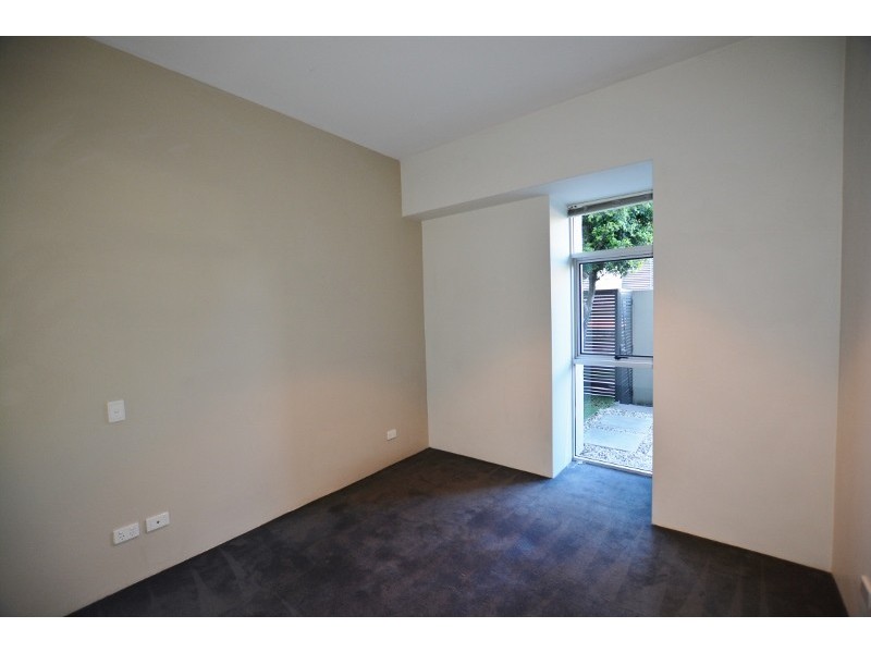A12/38 Skyring Tce, Teneriffe QLD 4005
