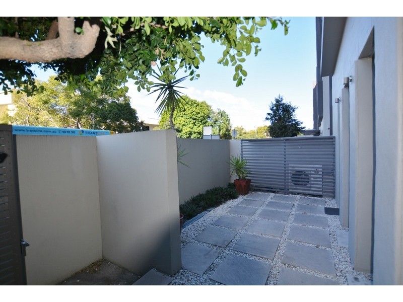 A12/38 Skyring Tce, Teneriffe QLD 4005