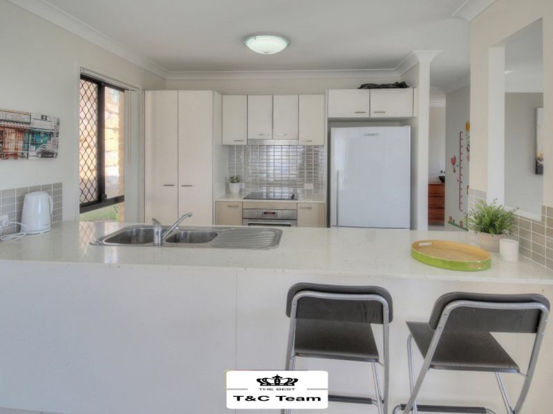 127 Stones Rd, Sunnybank Hills QLD 4109