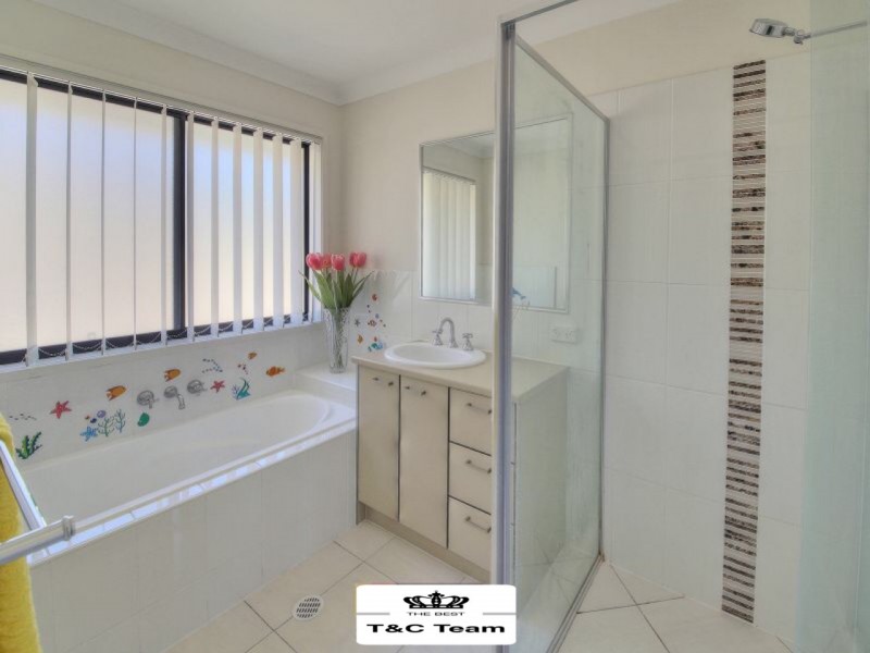 127 Stones Rd, Sunnybank Hills QLD 4109