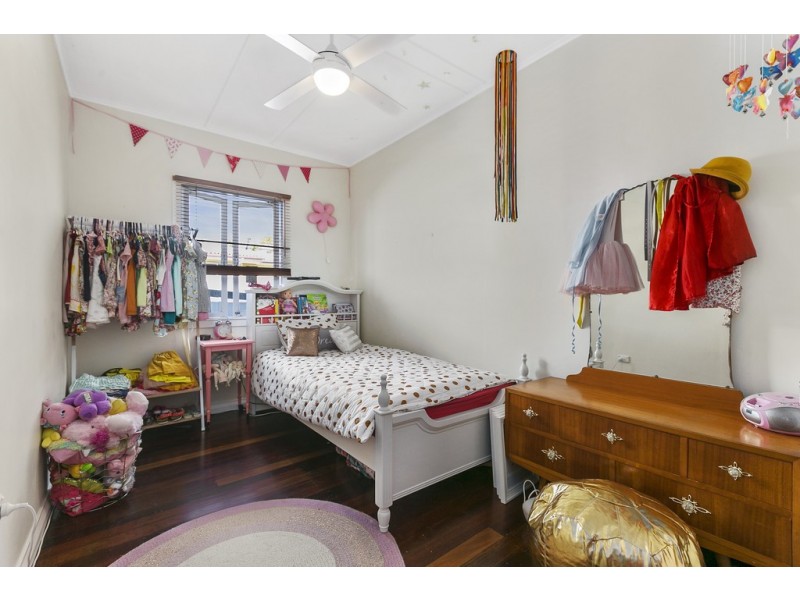 167 Oceana Terrace, Lota QLD 4179