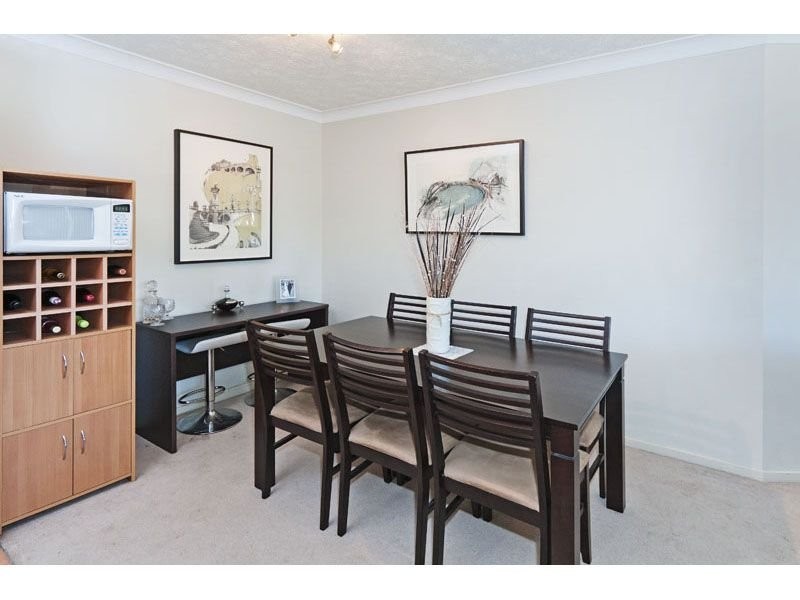15 239 SHAFSTON AVENUE, Kangaroo Point QLD 4169