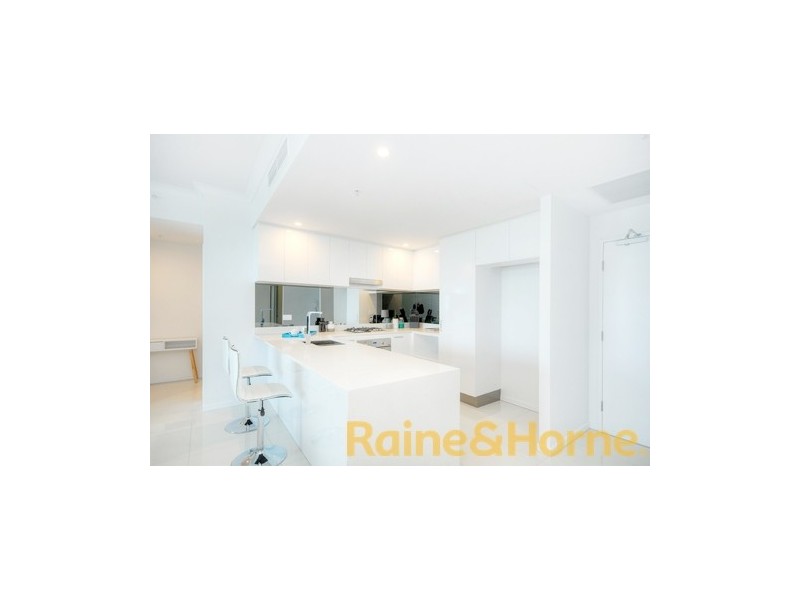 11207/5 Habourside Court, Biggera Waters QLD 4216