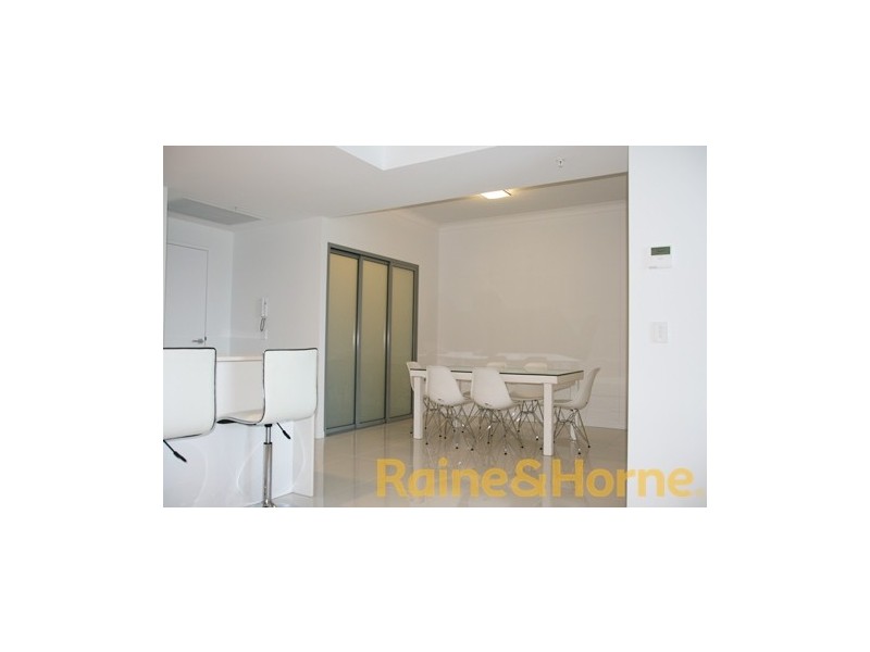 11207/5 Habourside Court, Biggera Waters QLD 4216