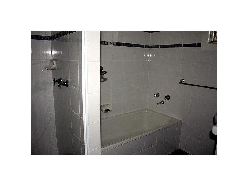 8 Hillsdale Street, Morningside QLD 4170