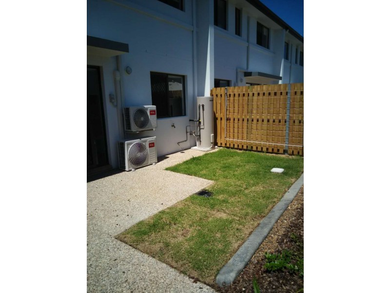 30 Girraween Crescent, Parkinson QLD 4115