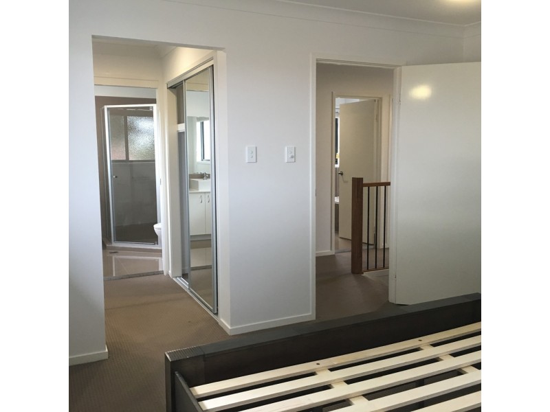 16/30 Girraween Crescent, Parkinson QLD 4115