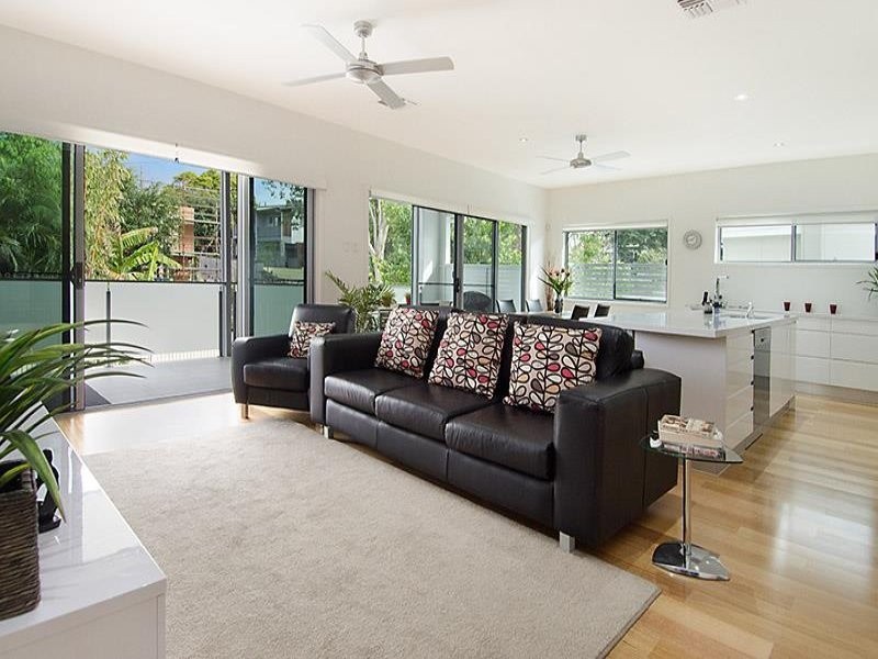 2/33 Eliza Lane, Wavell Heights QLD 4012