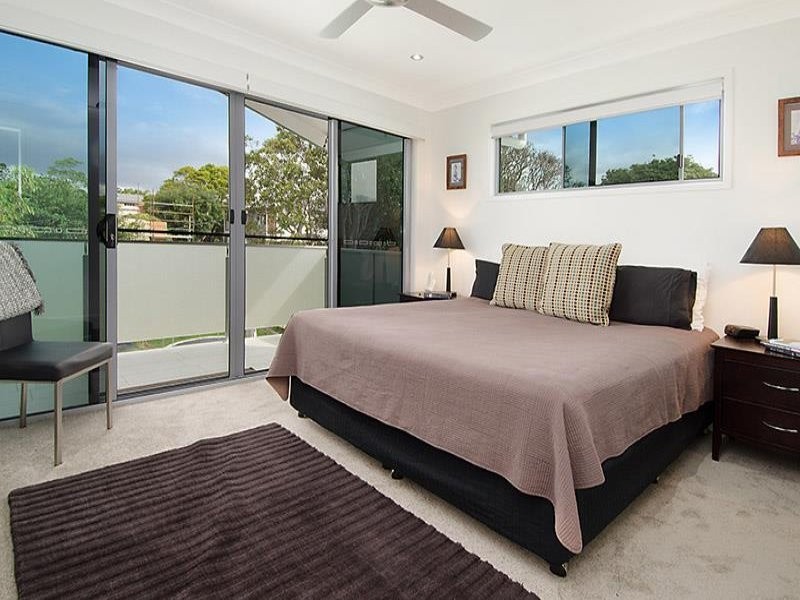 2/33 Eliza Lane, Wavell Heights QLD 4012