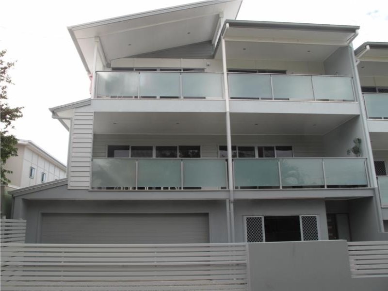 2/33 Eliza Lane, Wavell Heights QLD 4012