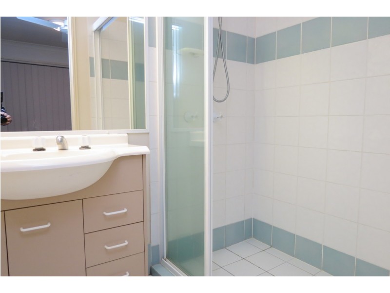 25/179 COOMBABAH ROAD, Runaway Bay QLD 4216