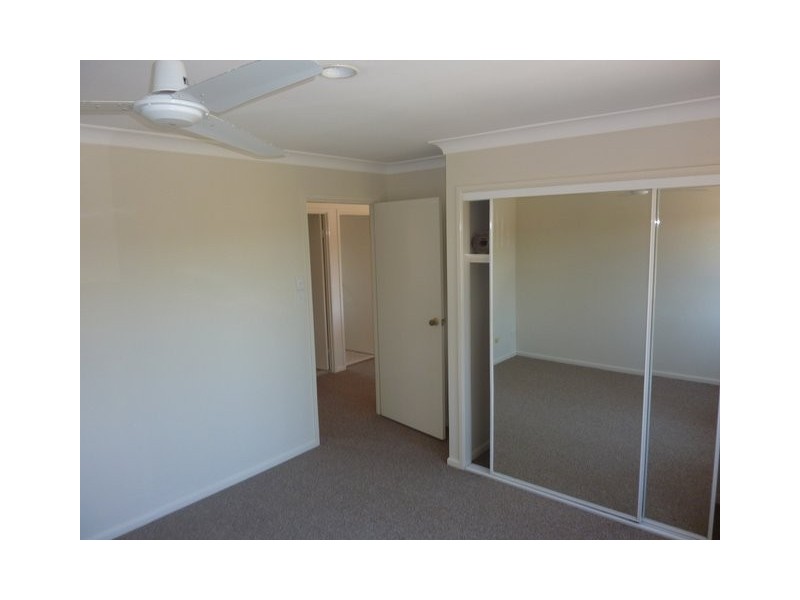 01-75 Brown, Labrador QLD 4215