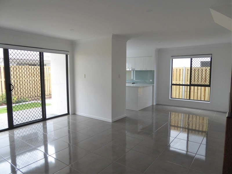 64/42 Grahams Rd, Strathpine QLD 4500