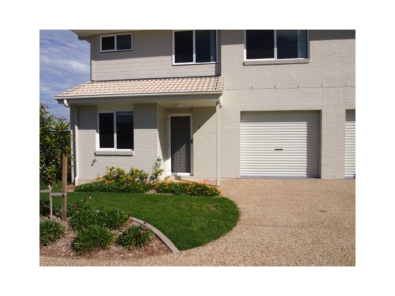 28/15 SILVEREYE DRIVE, Griffin QLD 4503