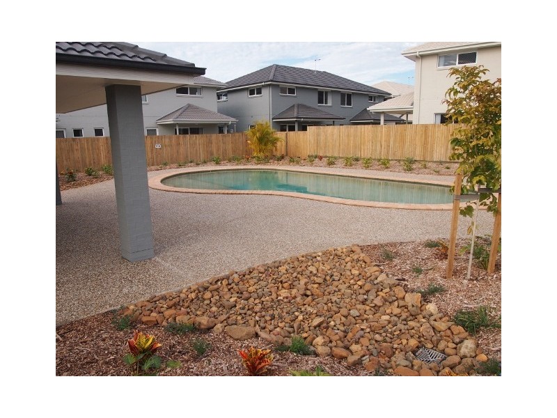 28/15 SILVEREYE DRIVE, Griffin QLD 4503