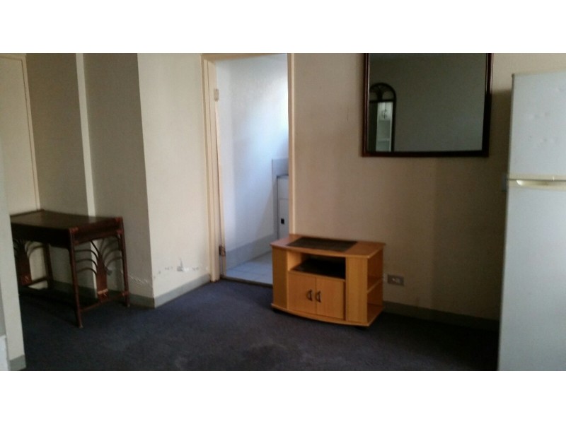 103/2 Barney Street, Southport QLD 4215