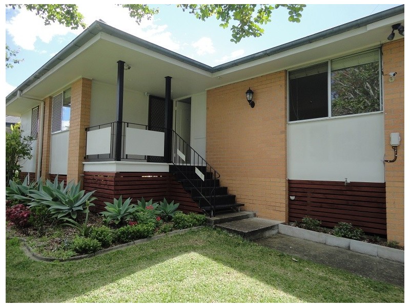 12 Rose Street, Daisy Hill QLD 4127