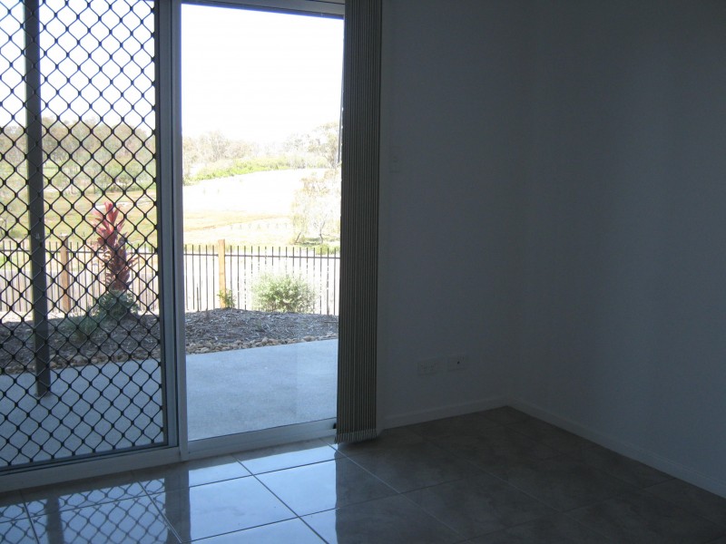 22/1 SANTA ANA LANE, Griffin QLD 4503