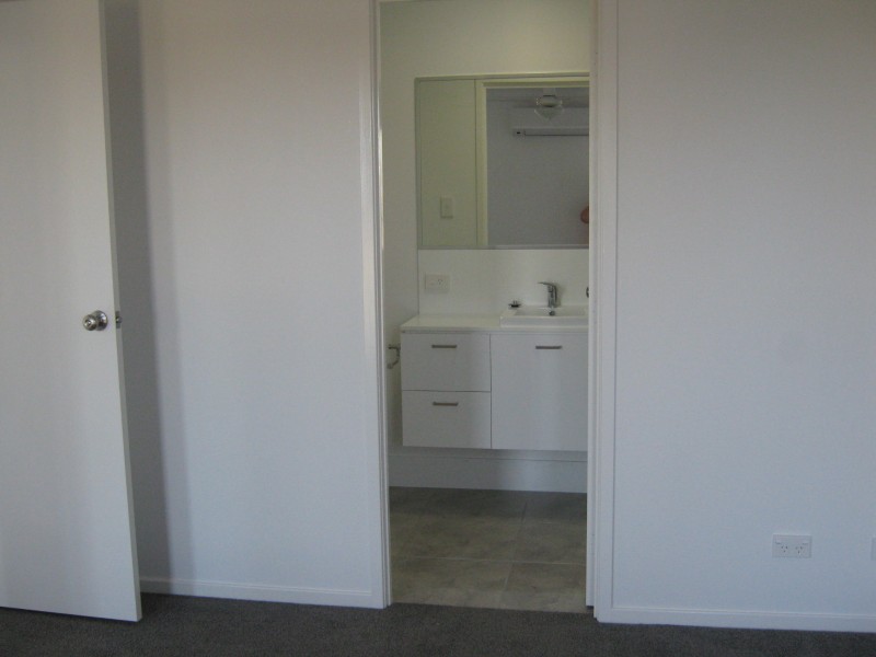 22/1 SANTA ANA LANE, Griffin QLD 4503