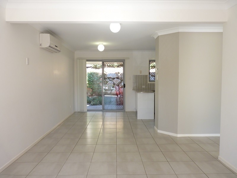 2/1 Archer Close, North Lakes QLD 4509