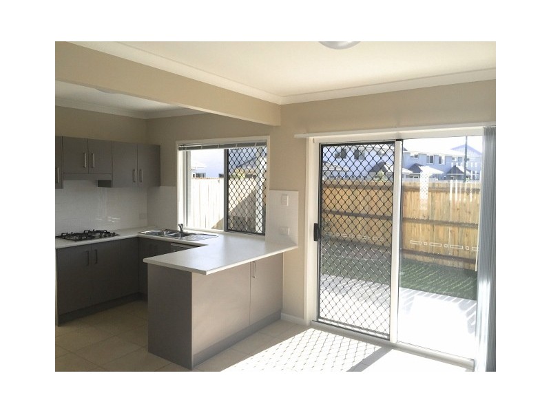 7/15 SILVEREYE DRIVE, Griffin QLD 4503