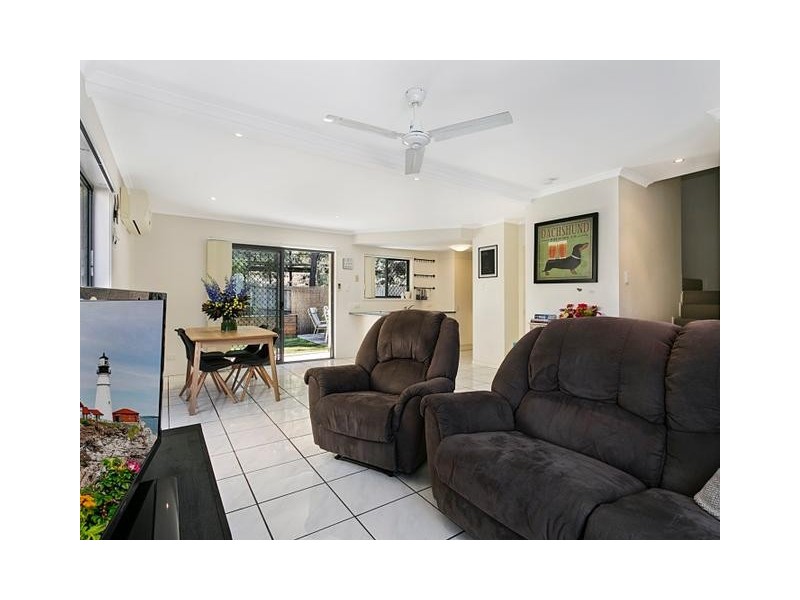 60/250 Sumners Road, Riverhills QLD 4074