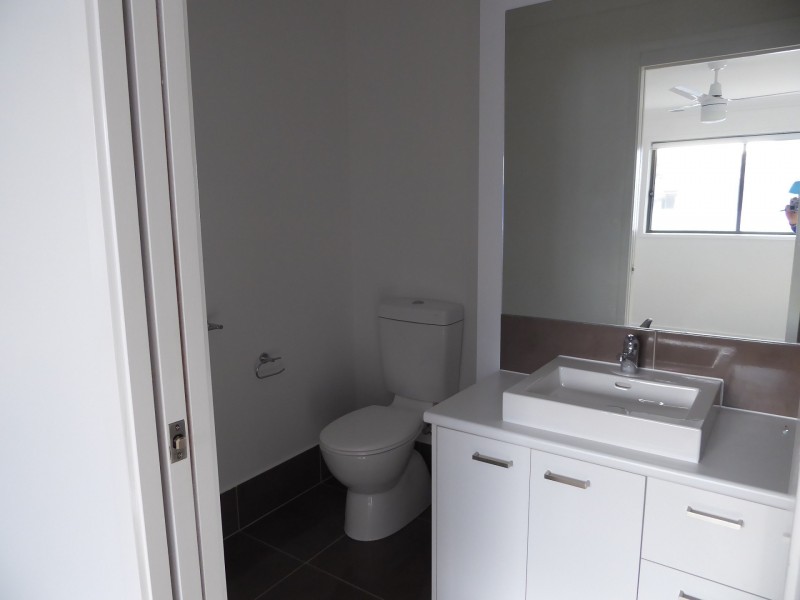 32/42 Grahams Rd, Strathpine QLD 4500