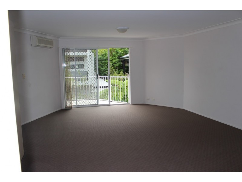 8/24 Brasted Street, Taringa QLD 4068
