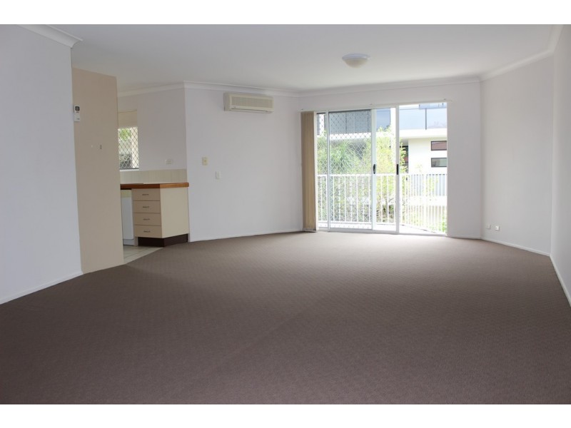 8/24 Brasted Street, Taringa QLD 4068