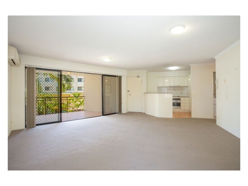 52/45 Harries Rd, Coorparoo QLD 4151