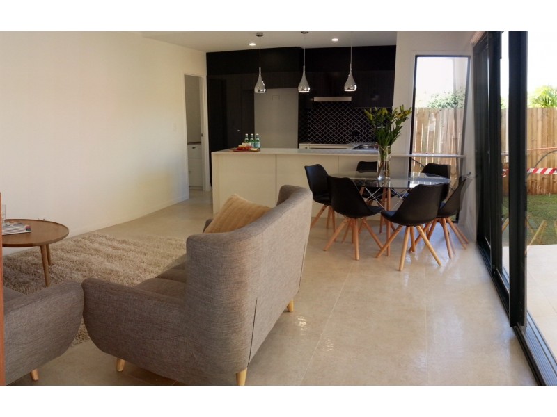 17/12 Sambar Close, Chermside West QLD 4032