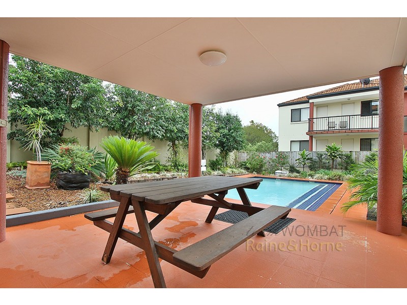 15 Dansie Street, Greenslopes QLD 4120