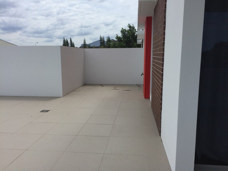 Unit 25 / 33 lakefront Crescent, Varsity Lakes QLD 4227