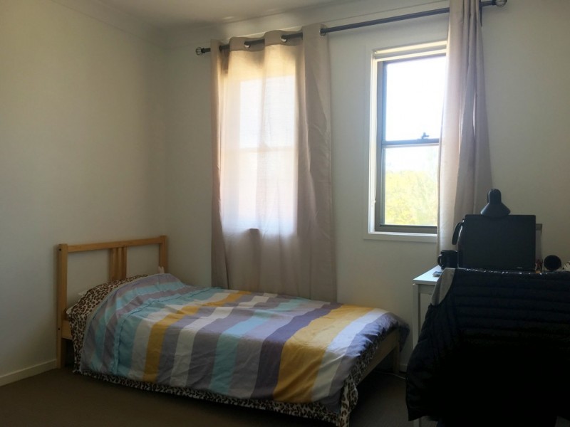 30 Girraween Crescent, Parkinson QLD 4115