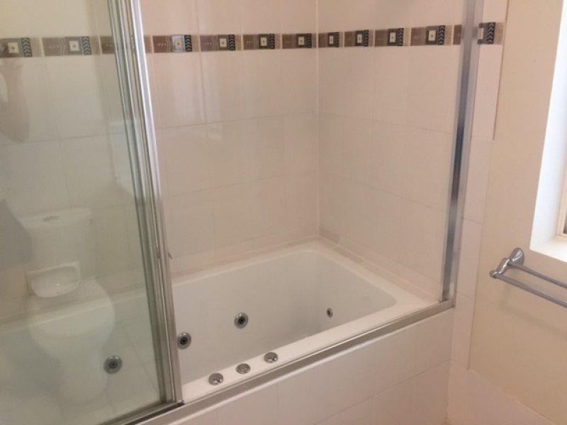 2/36 Tenby Street, Mount Gravatt QLD 4122