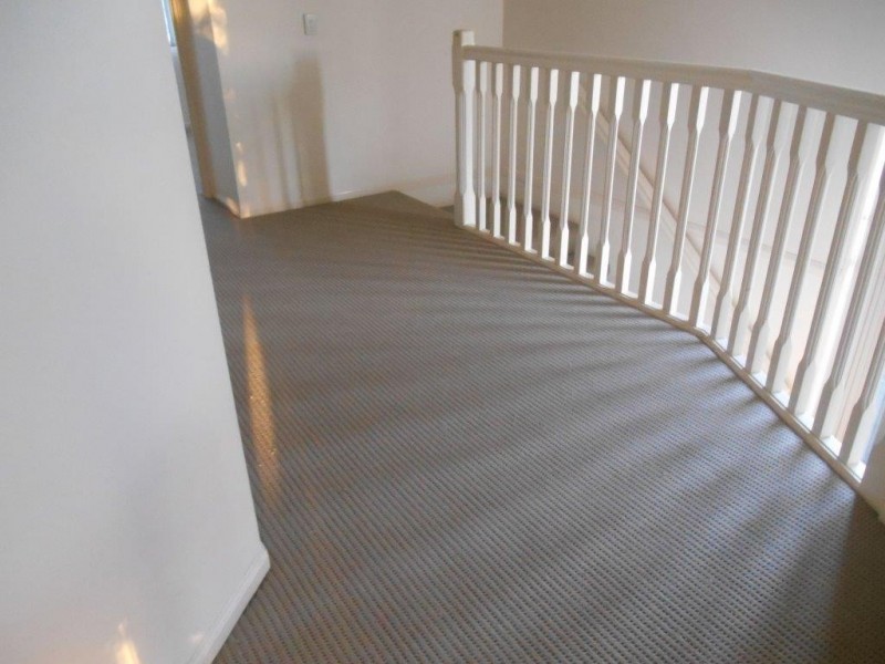 16 264 SUMNERS ROAD, Riverhills QLD 4074