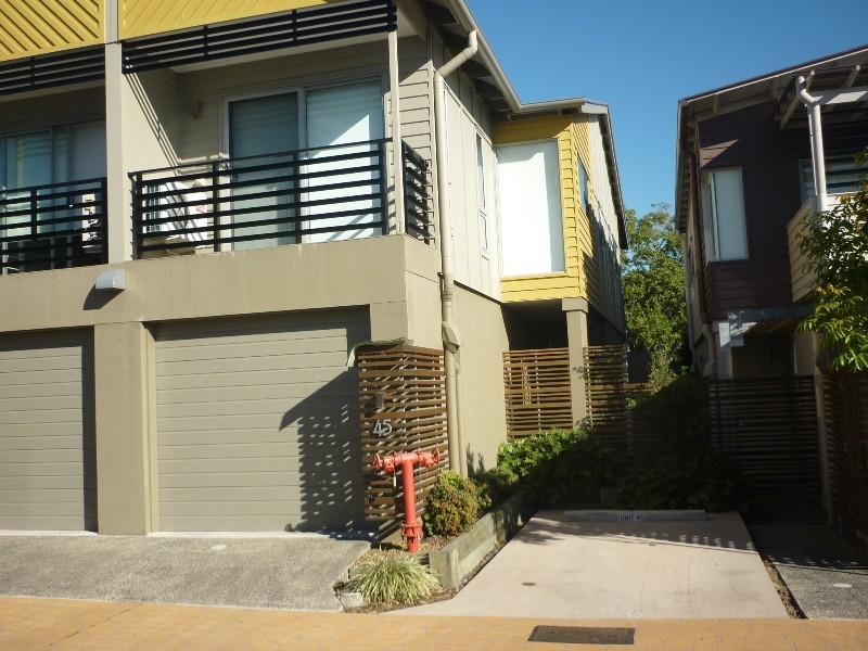 45/123 Barrack Road, Cannon Hill QLD 4170