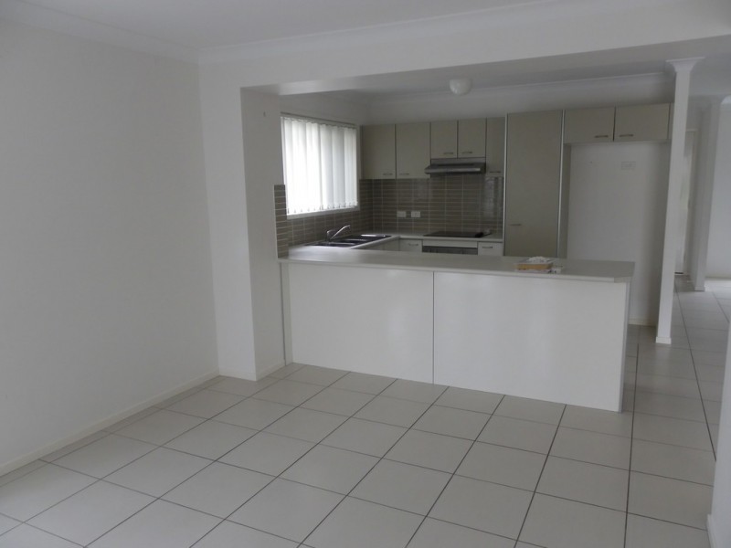 VZ/99 Peverell Street, Hillcrest QLD 4118