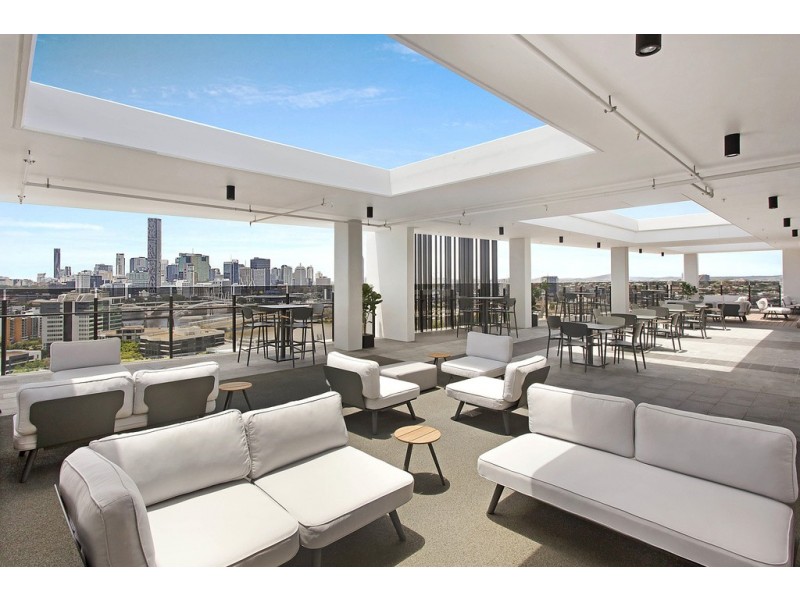 22 Railway Tce, Milton QLD 4064