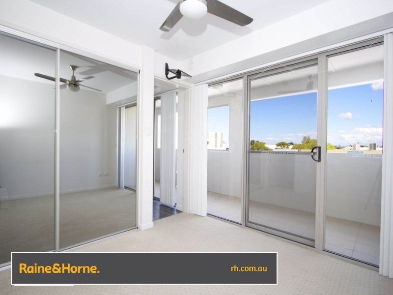 32F Middle Street, Cleveland QLD 4163