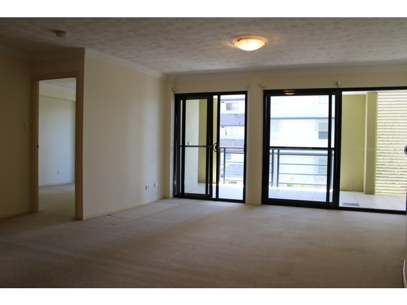 10 / 11 Grosvenor Road, Indooroopilly QLD 4068