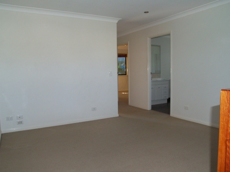123 High Street, Southport QLD 4215