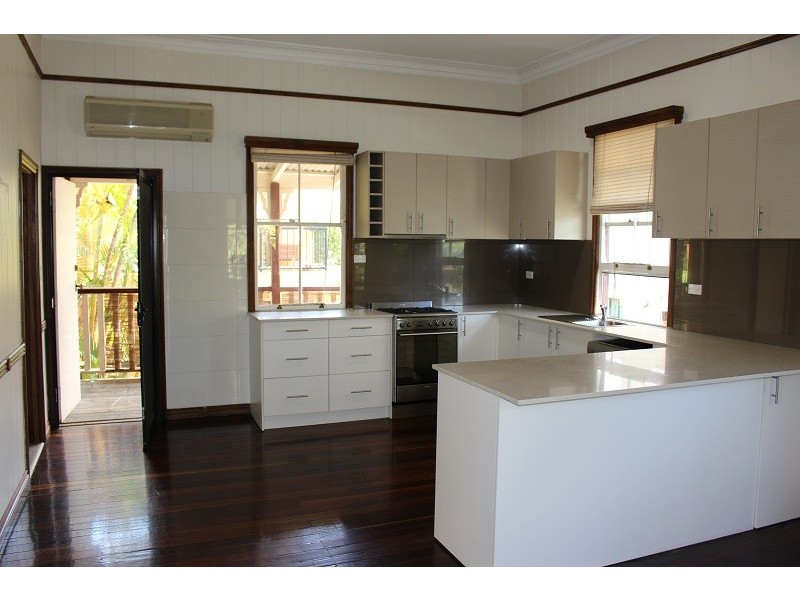 16 Rose Street, Southport QLD 4215