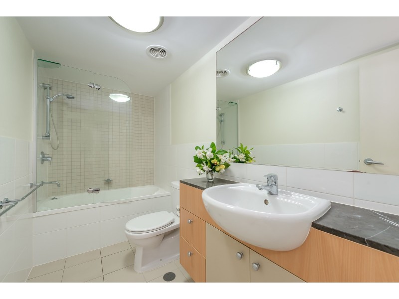 3104/21-31 Cypress Ave, Surfers Paradise QLD 4217