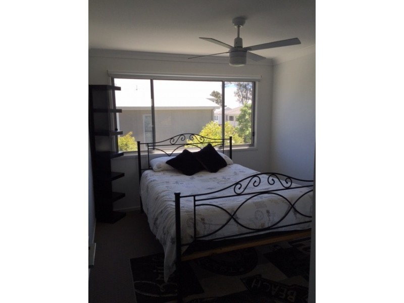 2/60 Cowie Rd, Carseldine QLD 4034